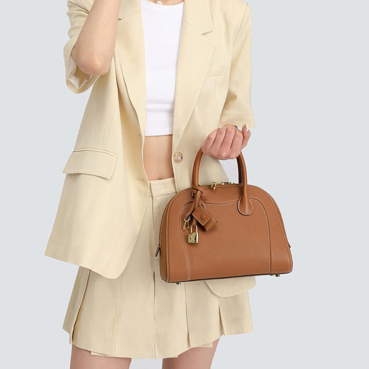 TQING Shell Tote Bag #color_gold-brown